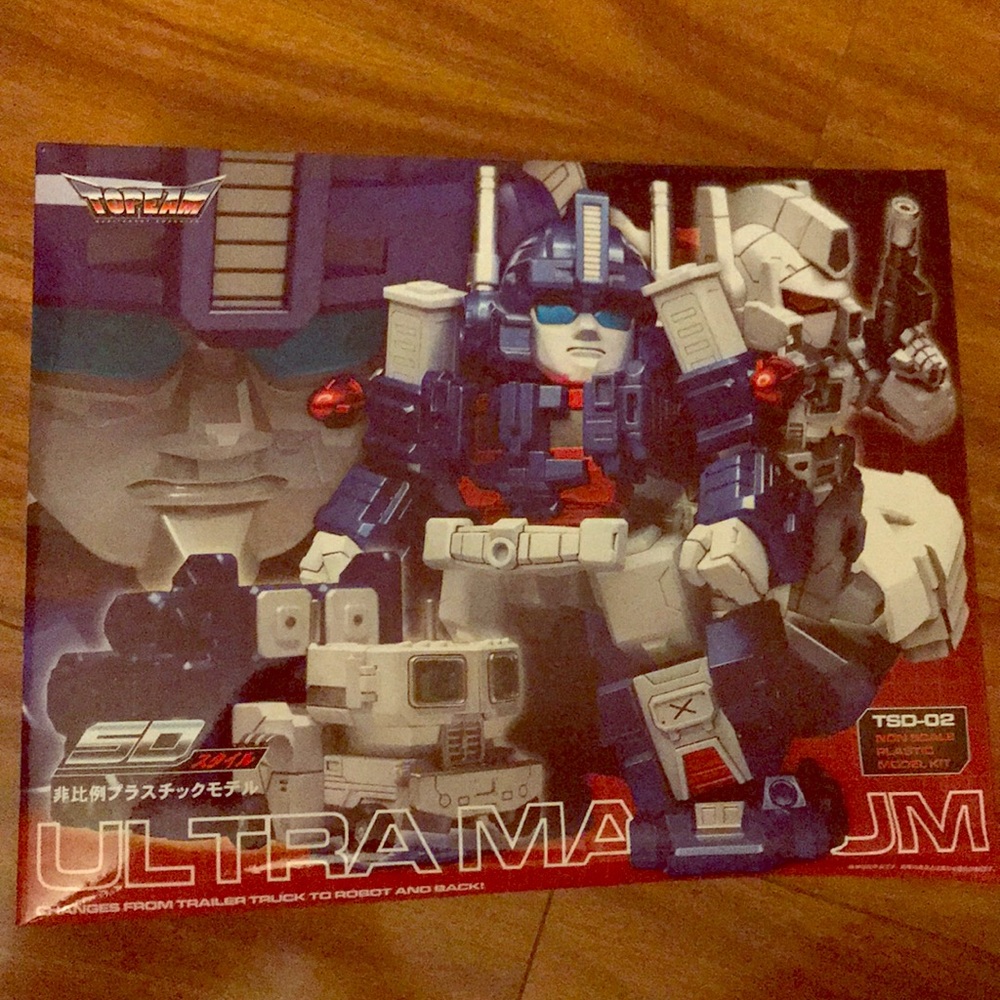 Transformers/Ultra Magnum plastic model figure
